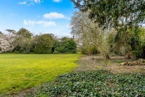 Meadow Drive Middleton Cheney